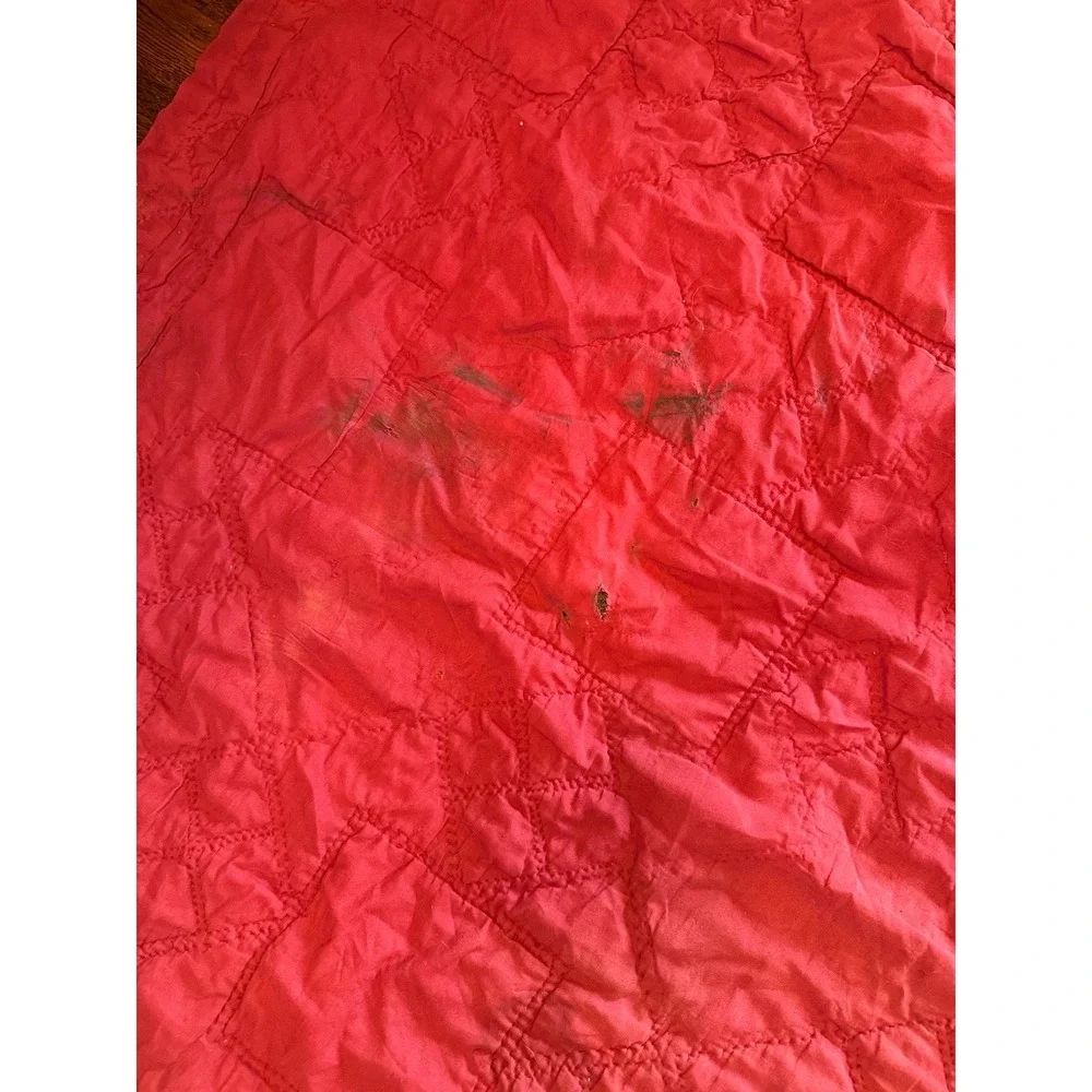 Small hand sewn quilt. Cutter